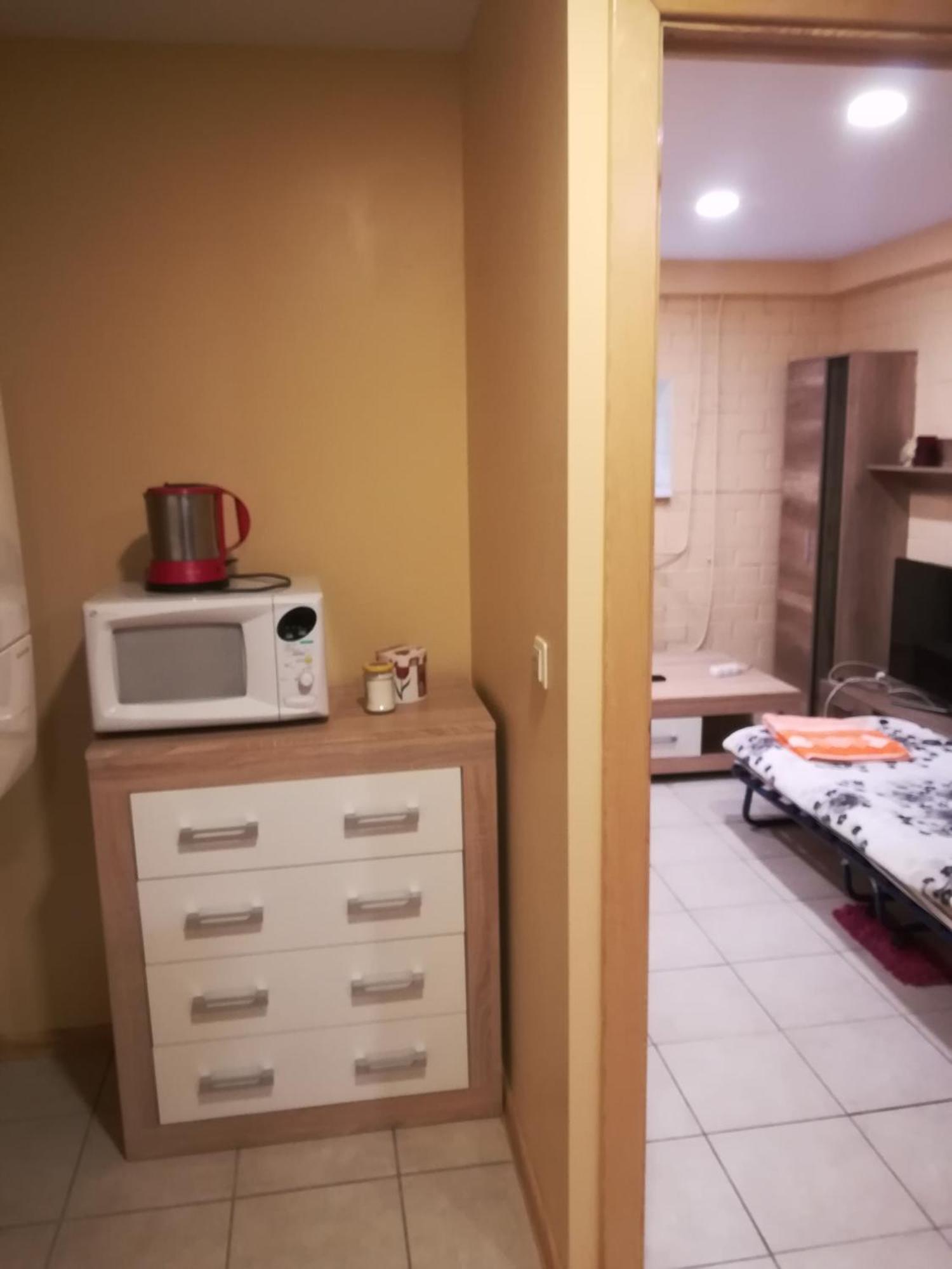 Homestay Roja Vilnius Bagian luar foto