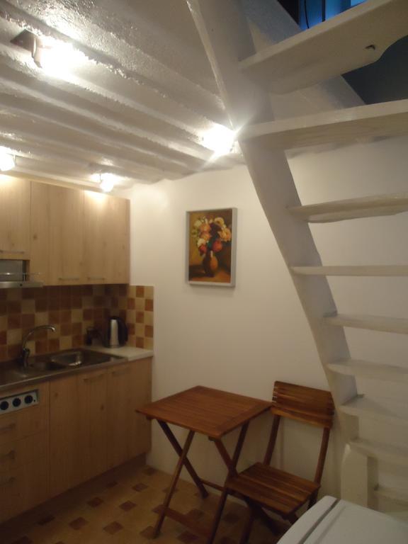 Homestay Roja Vilnius Bagian luar foto
