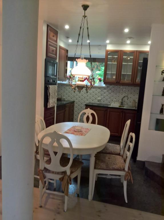 Homestay Roja Vilnius Bagian luar foto
